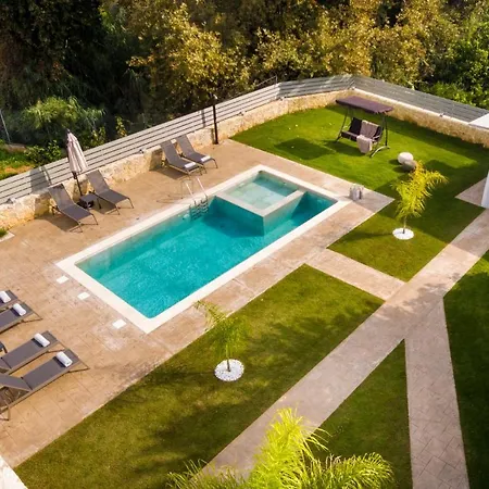 Kagiemar Luxury House *